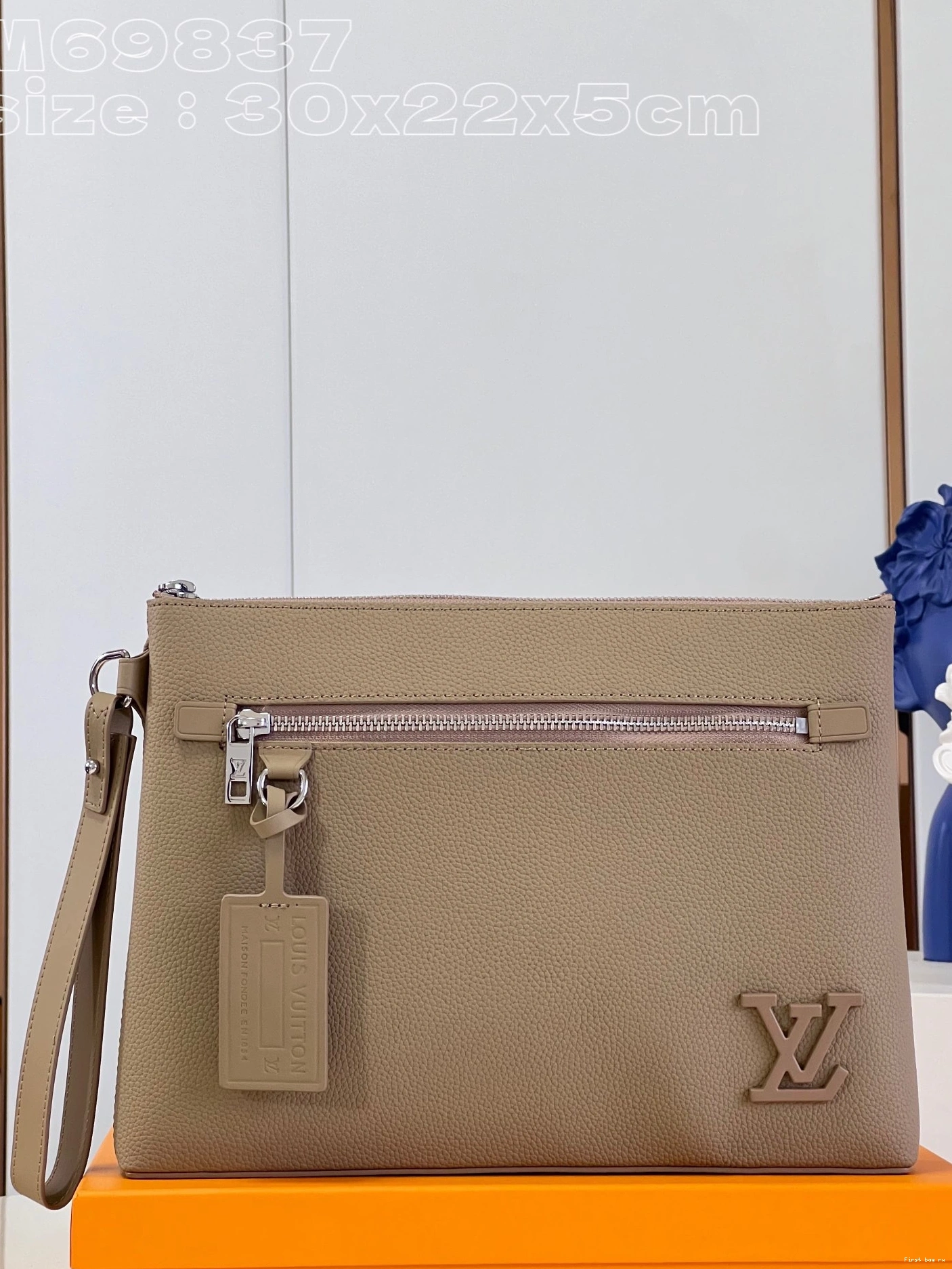 Frstbag ru VUITTON LOUIS POUCH IPAD 0805